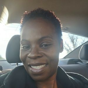 Meet your Posher, Ramona